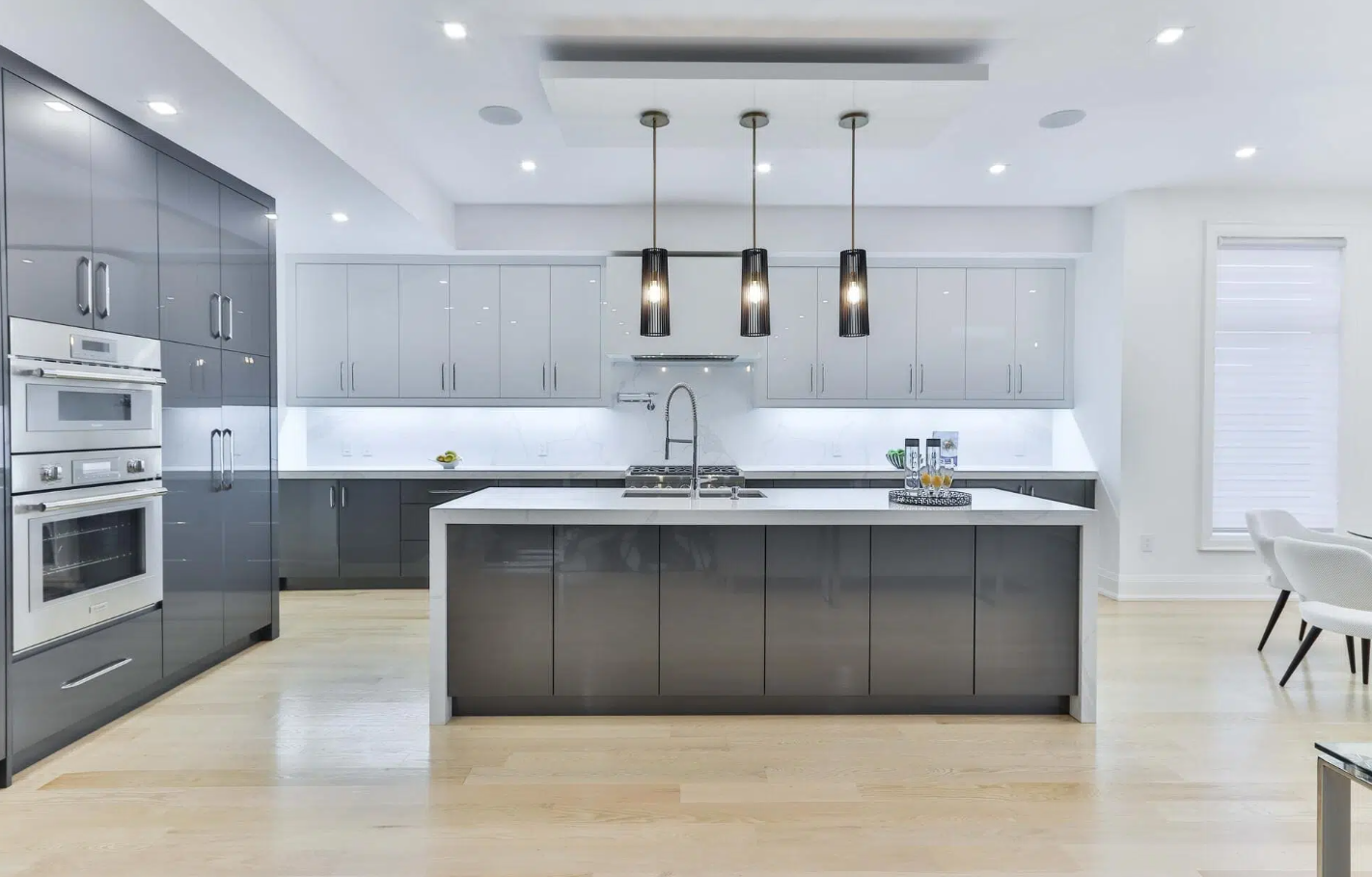 Thornton's Cabinet and Millwork Projects